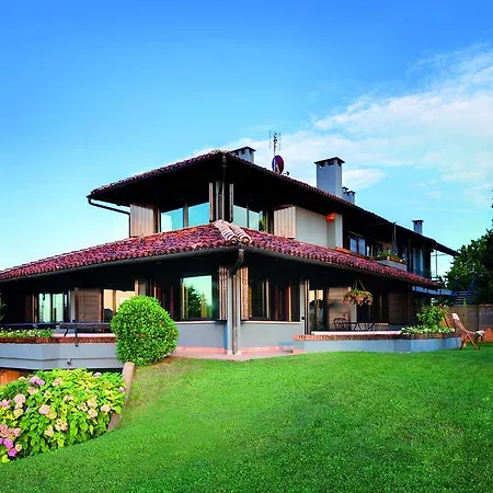 彭托蒂维斯塔住宿加早餐旅馆 齐耶利